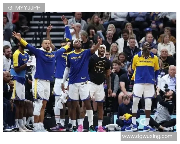 2018年CCTV直播勇士队与国王队激烈对决精彩瞬间回顾