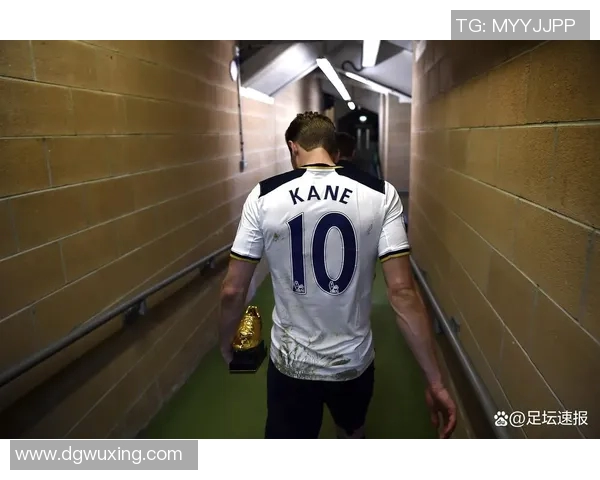 凯恩的足球传奇之路：从少年梦想到世界巨星的辉煌历程