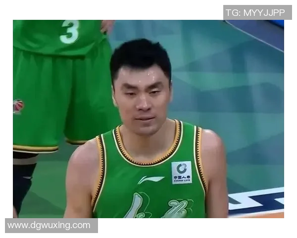 李晓旭的成长故事：从普通学生到篮球场上的闪耀明星