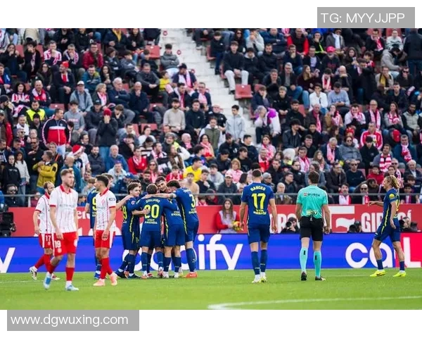 马德里竞技宣布与球星续约五年，开启辉煌新篇章