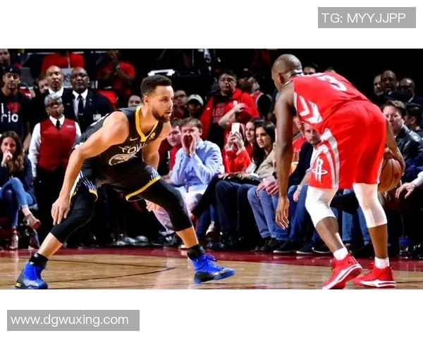 火箭与勇士激战正酣NBA直播精彩瞬间回顾与分析 火箭与勇士激战正酣NBA直播精彩瞬间回顾与分析