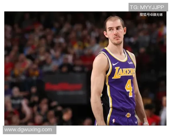 湖人对决快船卡鲁索的精彩表现引发球迷热议与期待