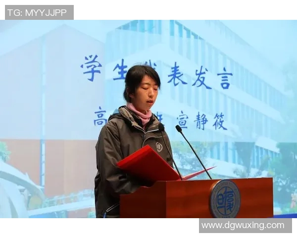 何思雨的成长之路：从校园梦想到职场挑战的心路历程